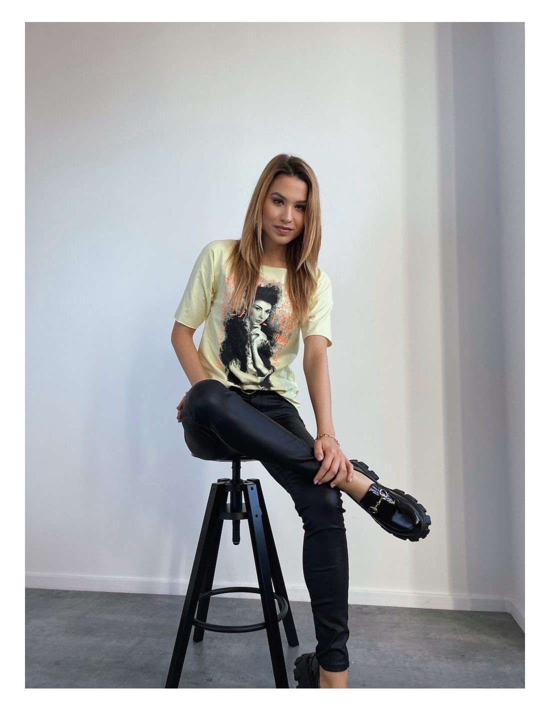 Loose t-shirt with lemon print A259 - Online store - Boutique